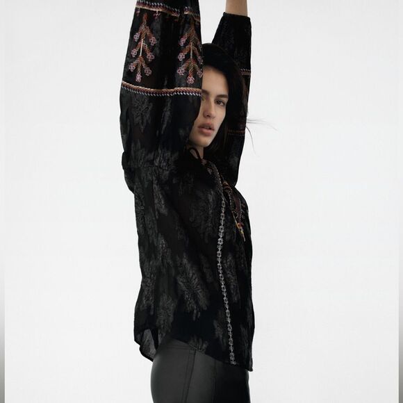 ZARA EMBROIDERED JACQUARD BLOUSE - Picture 4 of 14